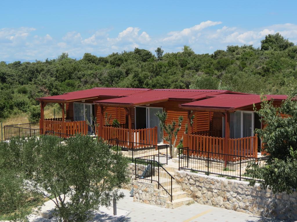 Campsite Kaya Pakostane Exterior photo