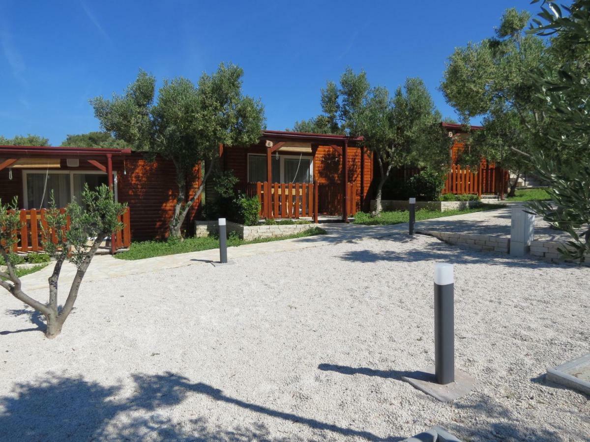 Campsite Kaya Pakostane Exterior photo